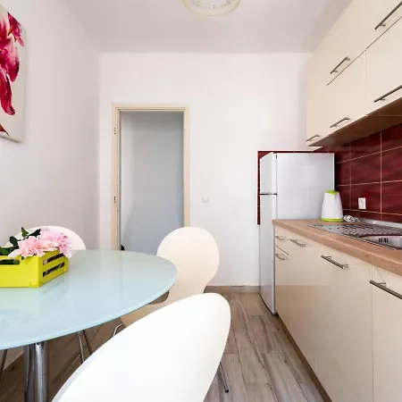 公寓 Simplistic In Rogoznica Near Sea Beach